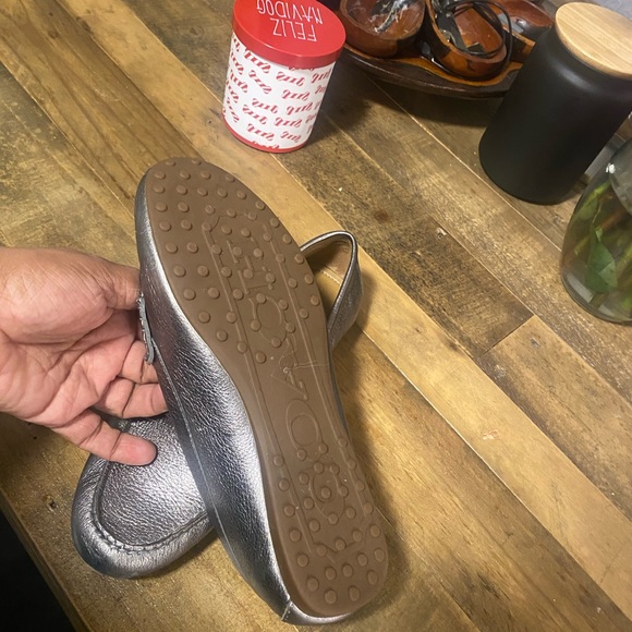 Coach shoes silver new no scratches - Picture 3 of 6